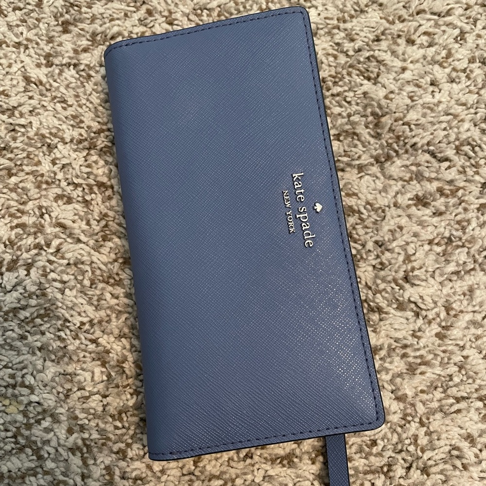 Kate Spade periwinkle blue wallet